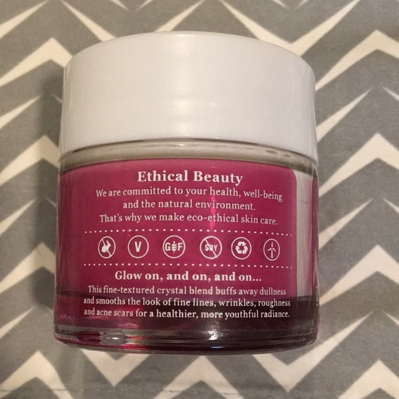 DERMA-E ESSENTIALS Microdermabrasion scrub - Picture 2 of 4